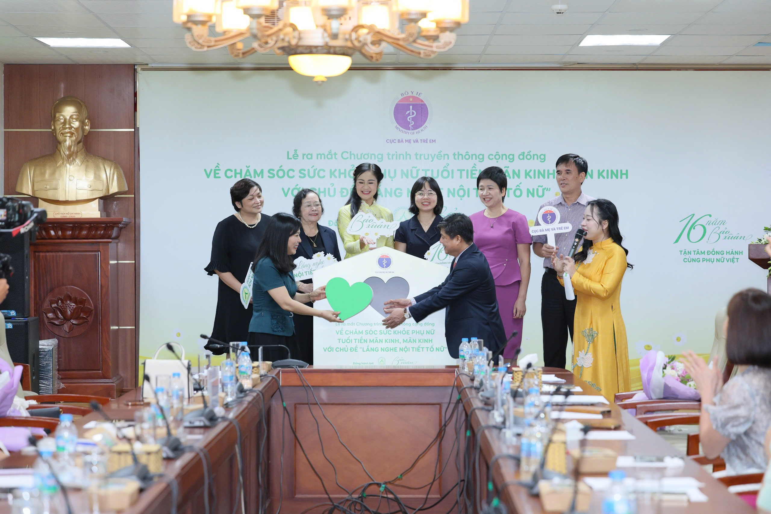 Suy giảm nội tiết tố sau tuổi 35: Khoảng 25 triệu phụ nữ Việt Nam có thể chịu ảnh hưởng